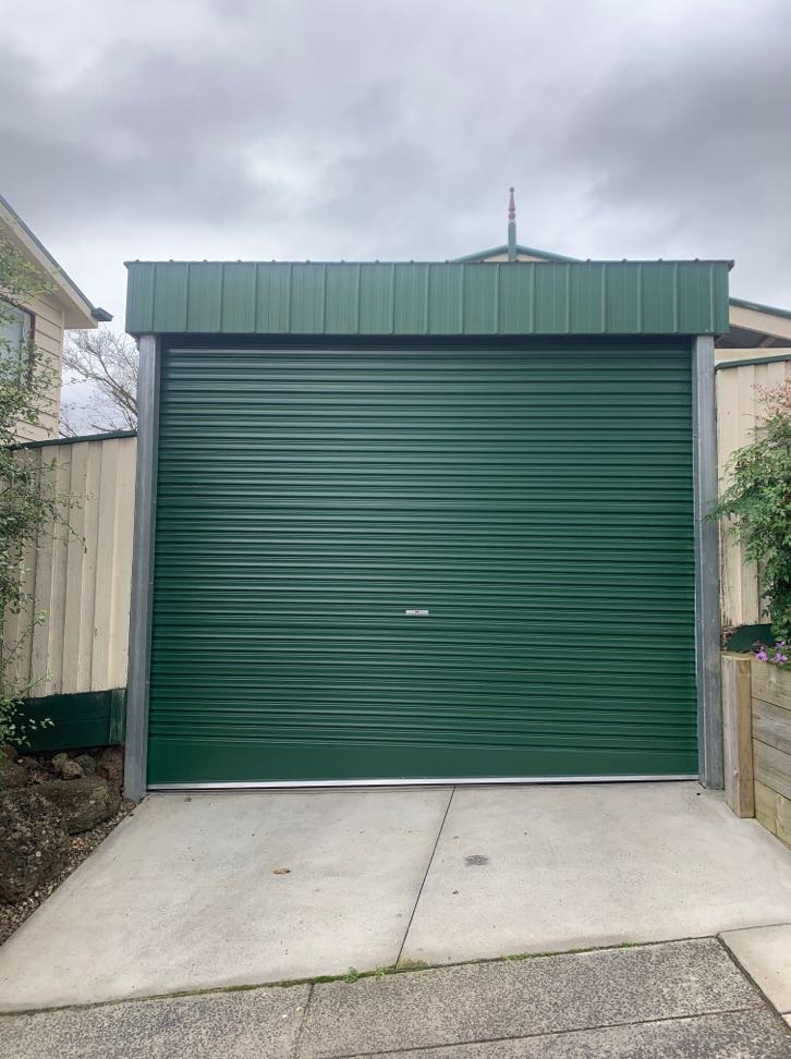 Taurean Roller Door, Colorbond Cottage Green with Taper